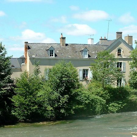 Chambres D'Hotes Le Pont Romain Montfort-le-Gesnois Zewnętrze zdjęcie